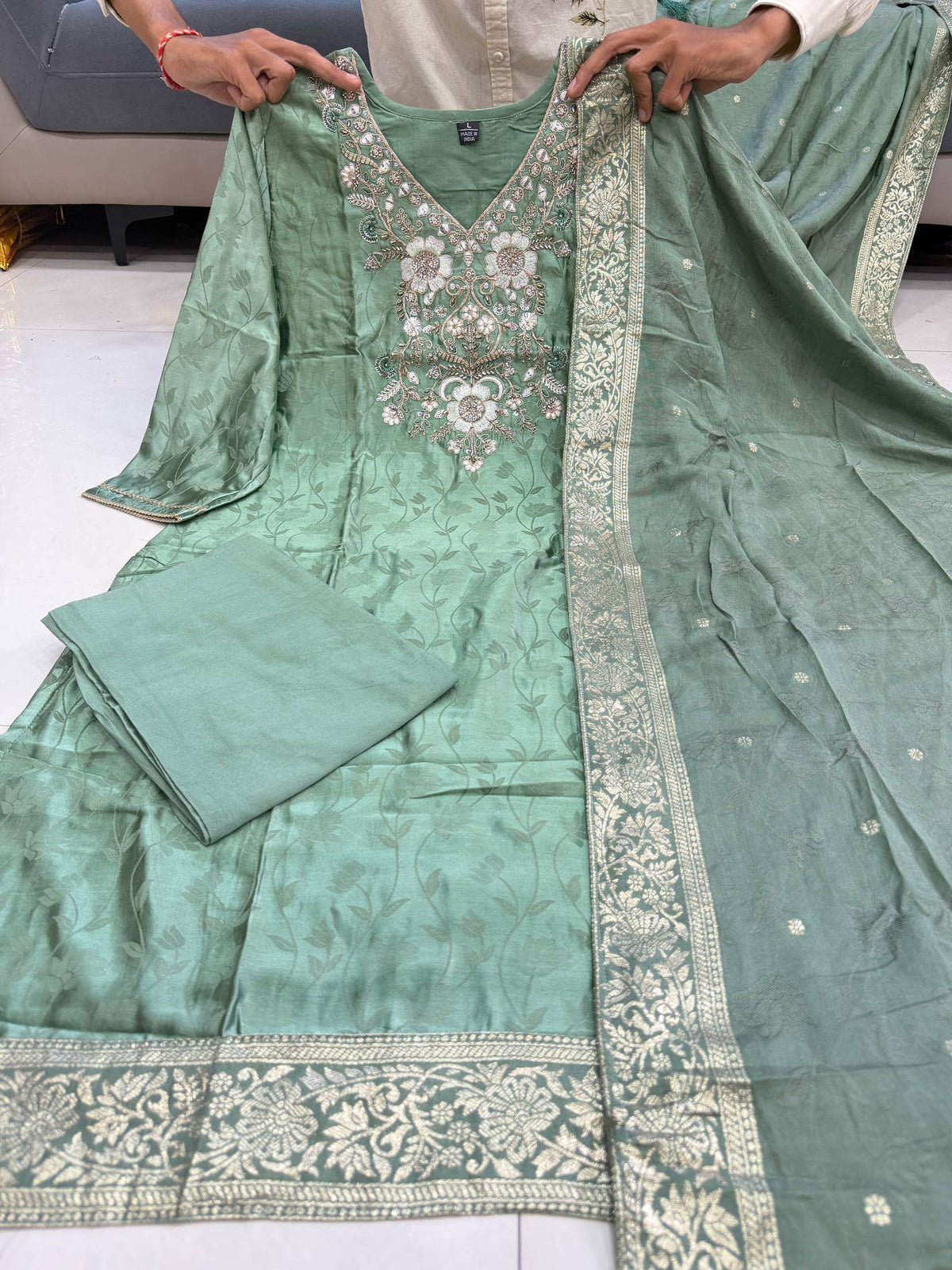 NEW ARRIVALS Special PURE MALAY GLASS TISSUE WITH KANJIVARAM HANDK WORK NACK 3 piece Set collection is Arrived